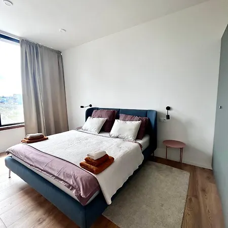 Chic And 2 Bed *